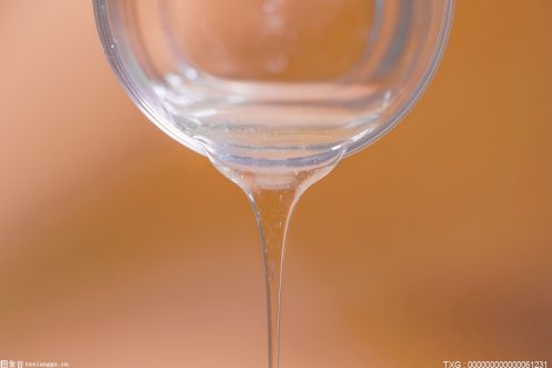 “化酒为水，酒量大增”保健品能治酒精中毒?