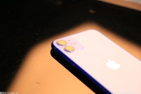 iPhone13粉屏问题遭到大量网友投诉 苹果客服：已经在调查相关情况