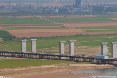 引江济淮G3合铜黄高速特大桥通车 跨度位于安徽省第一
